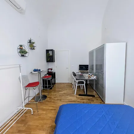 Botanique بولونيا